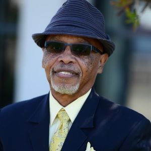 Meet your Posher, Neal